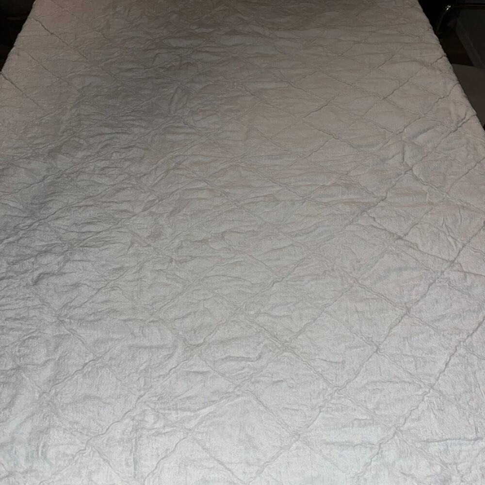 RH Teen 100% Cotton Full Coverlet White Terry Cloth Diamond Quilted